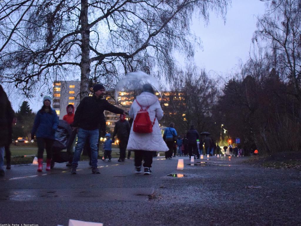 សារៈសំខាន់នៃព្រឹត្តិការណ៍ពិសេសនៅក្នុងសង្គម